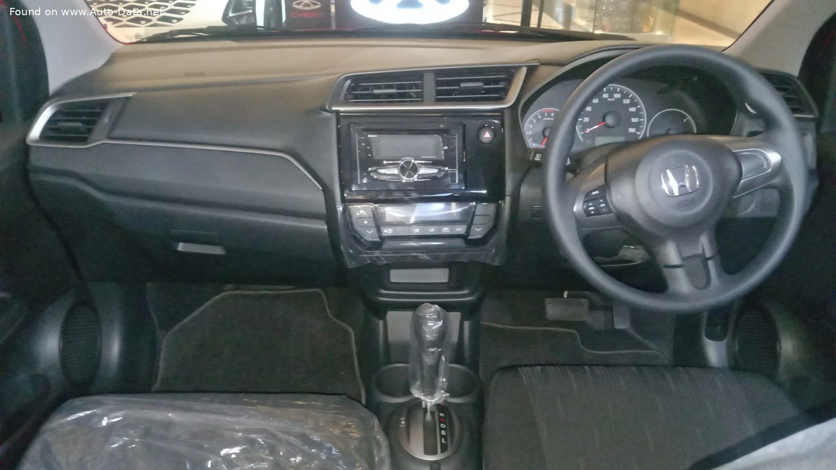 Honda Brio 1.2 (90 Hp)2023 - thumbnail 10