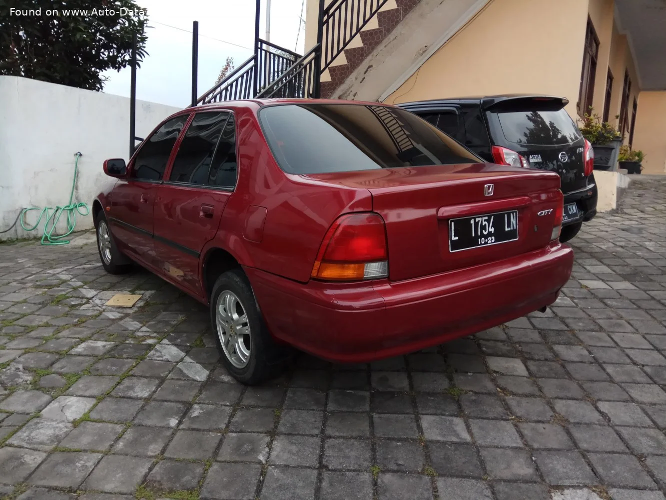 Honda City 1.3i (95 Hp)1996 - 2002 thumbnail 2