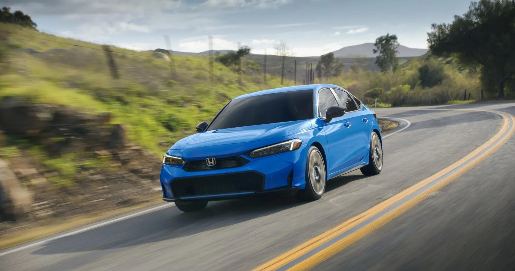 Honda Civic 2.0 i-MMD (200 Hp) e:HEV e-CVT2024 - - 1