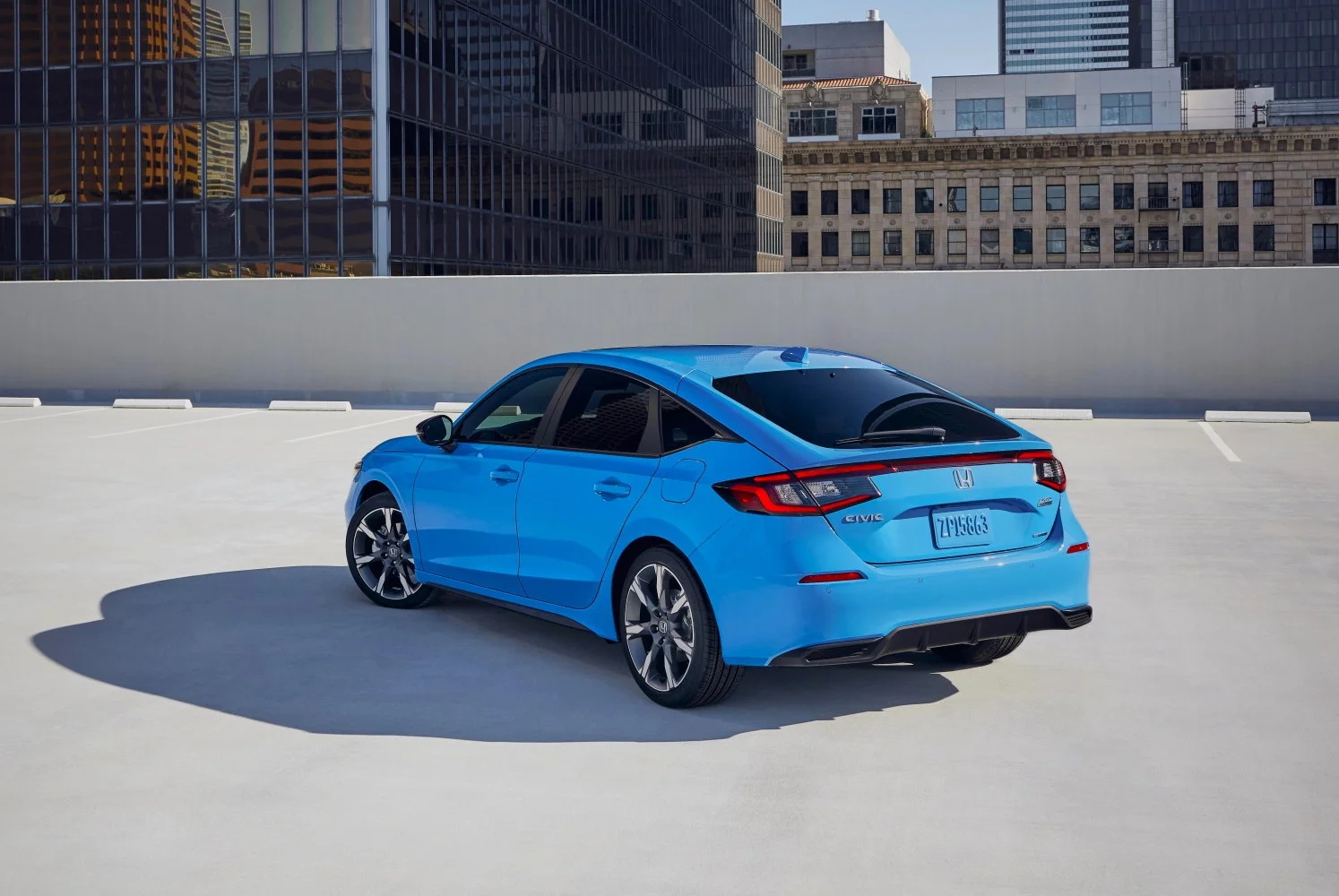 Honda Civic 2.0 i-MMD (200 Hp) e:HEV e-CVT2024 - thumbnail 3