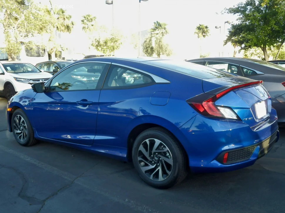 Honda Civic 1.5 (174 Hp) CVT2016 - 2019 thumbnail 2