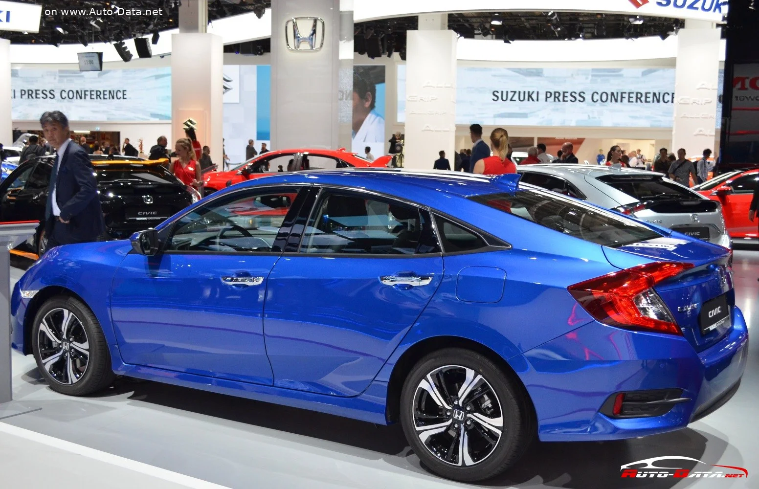 Honda Civic 1.0 VTEC (126 Hp)2018 - 2019 thumbnail 2
