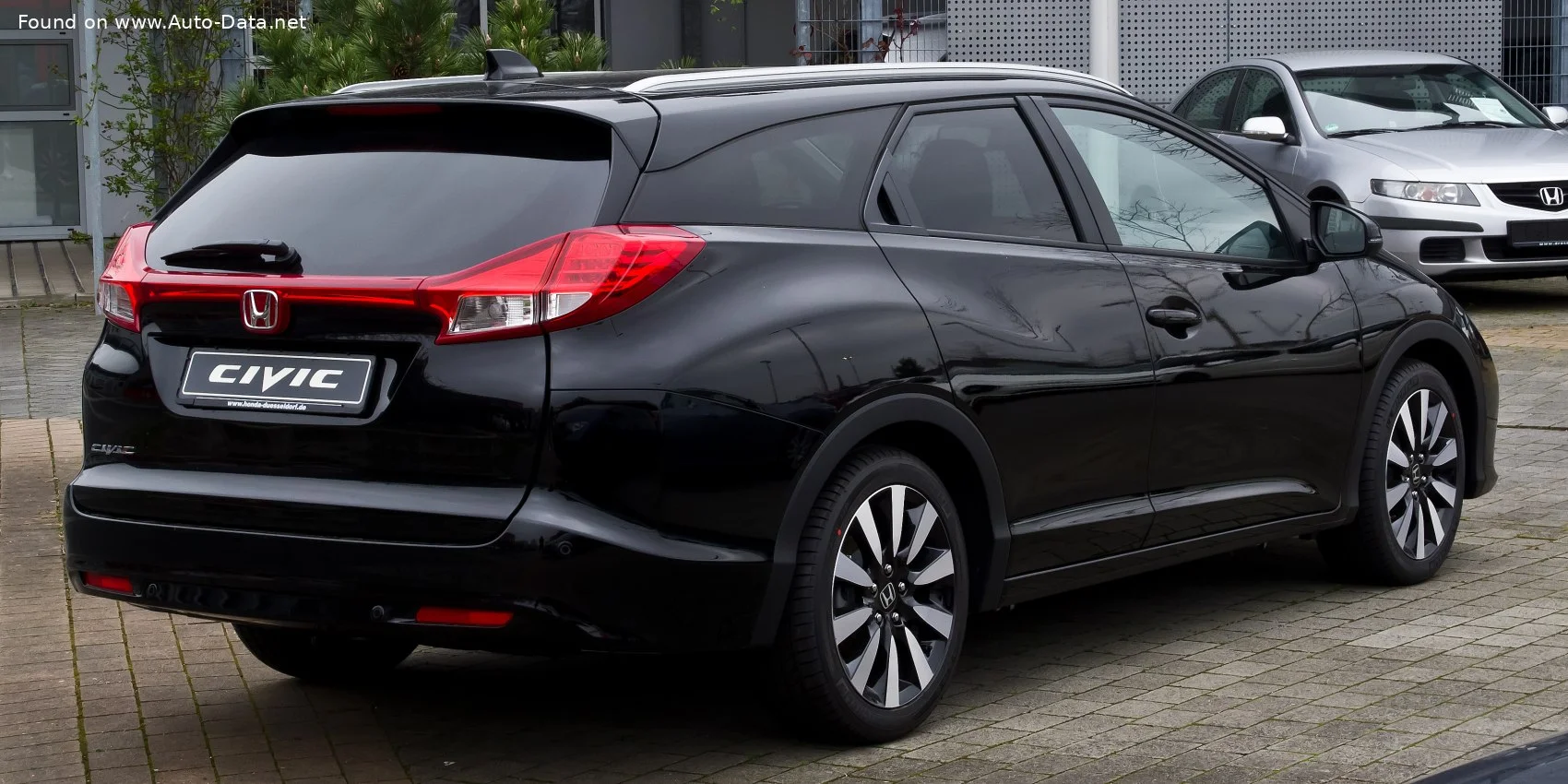 Honda Civic 1.6 i-DTEC (120 Hp)2013 - 2014 thumbnail 3