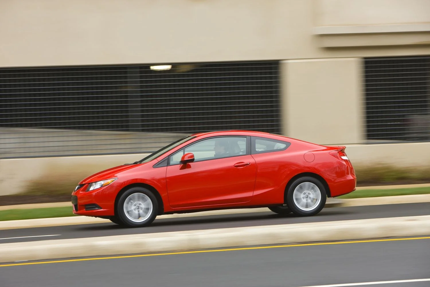 Honda Civic 1.8 i-VTEC (140 Hp)2011 - 2013 thumbnail 8