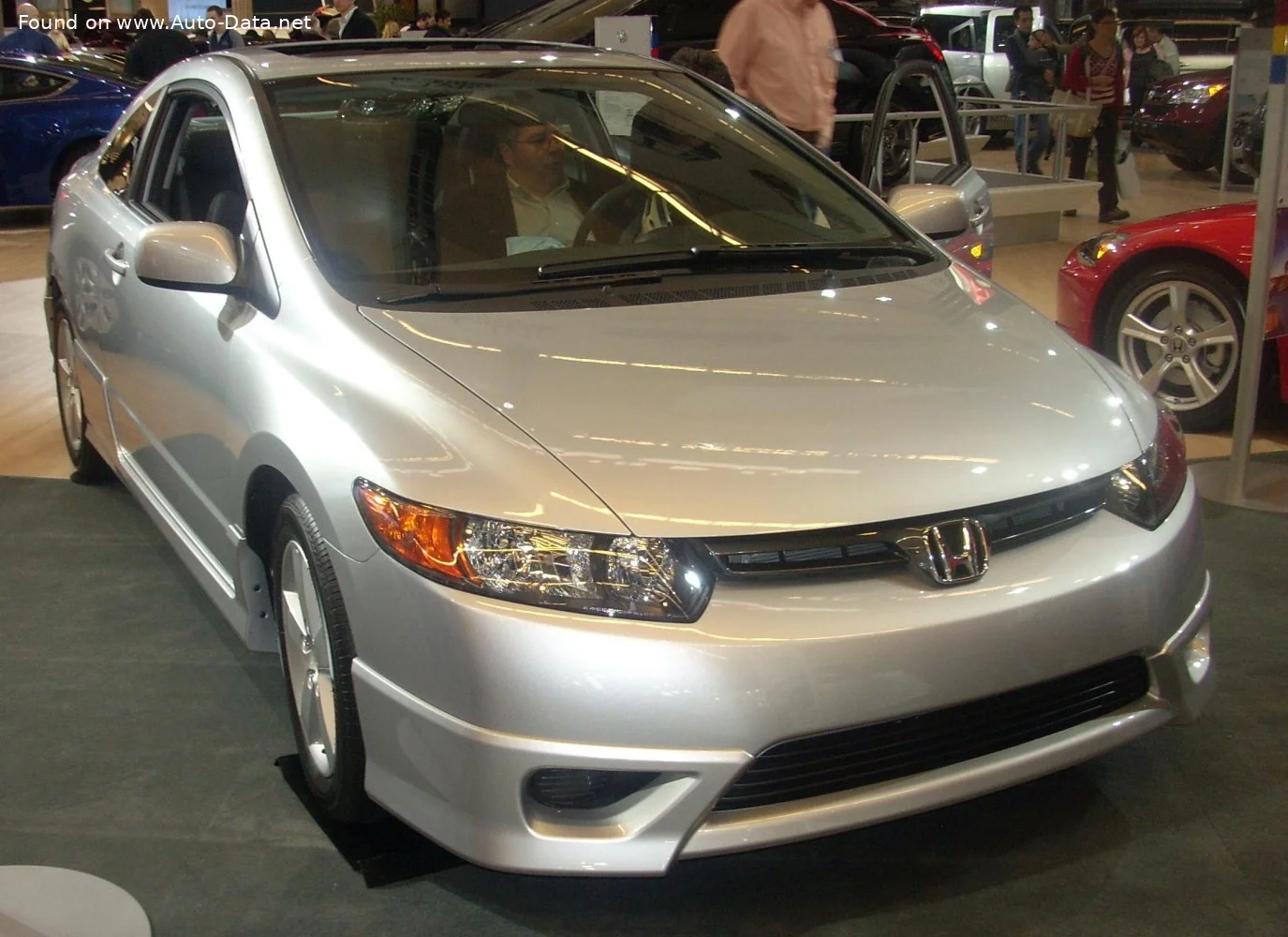 Honda Civic 1.8 i-VTEC (140 Hp)2005 - 2008 thumbnail 6