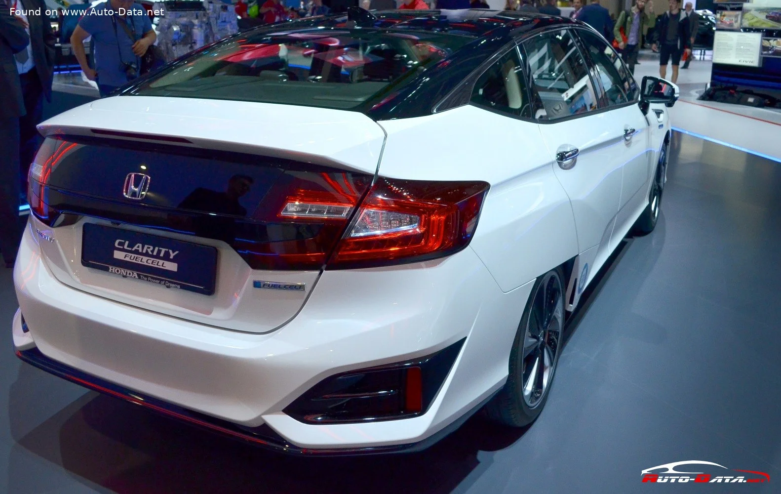 Honda Clarity 1.5 (212 Hp) Plug-in Hybrid e-CVT2017 - 2021 thumbnail 2