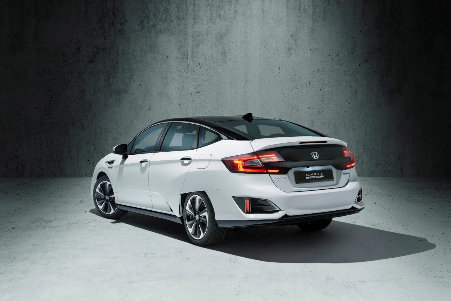Honda Clarity 1.5 (212 Hp) Plug-in Hybrid e-CVT2017 - 2021 thumbnail 16