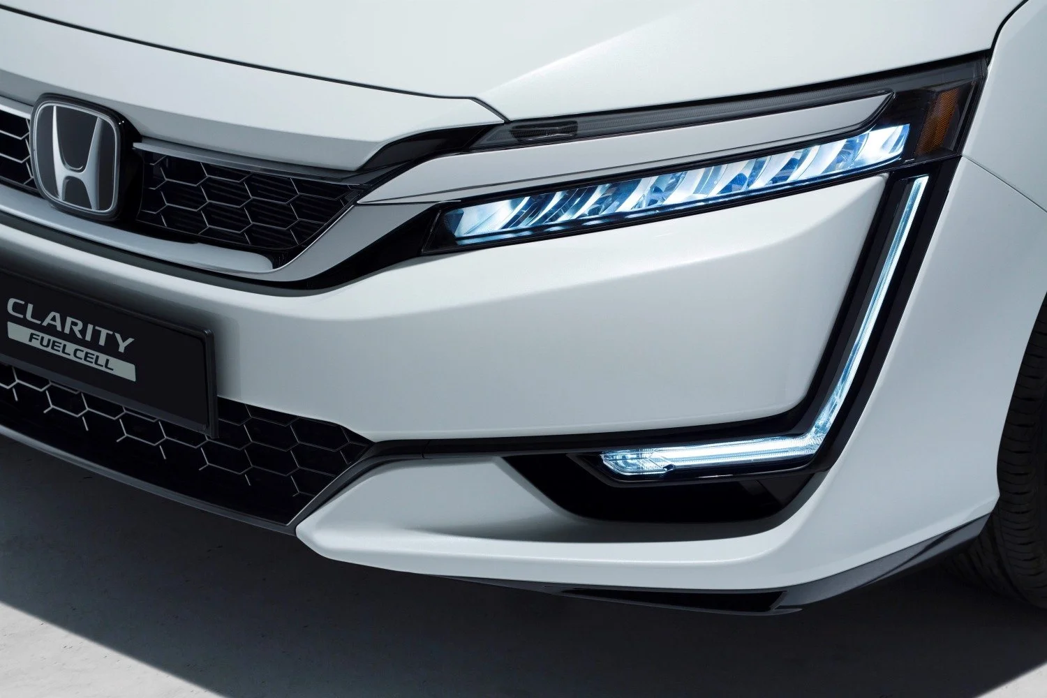 Honda Clarity 1.5 (212 Hp) Plug-in Hybrid e-CVT2017 - 2021 thumbnail 17