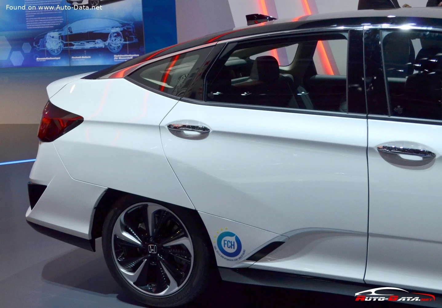 Honda Clarity 1.5 (212 Hp) Plug-in Hybrid e-CVT2017 - 2021 thumbnail 6