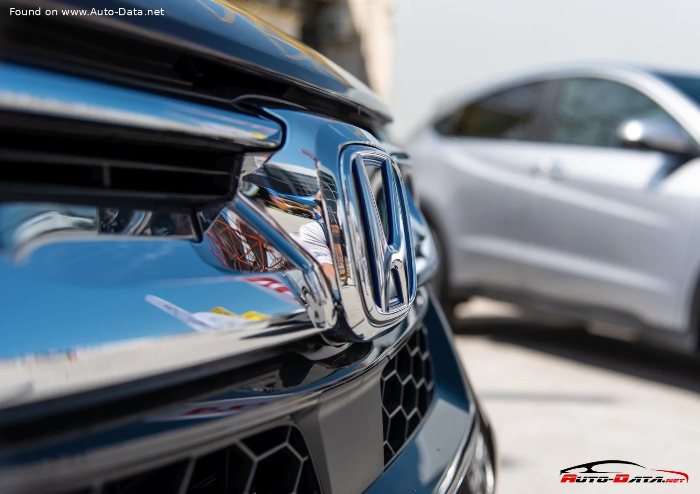 Honda CR-V 1.5i (190 Hp) AWD CVT2019 - 2022 thumbnail 11