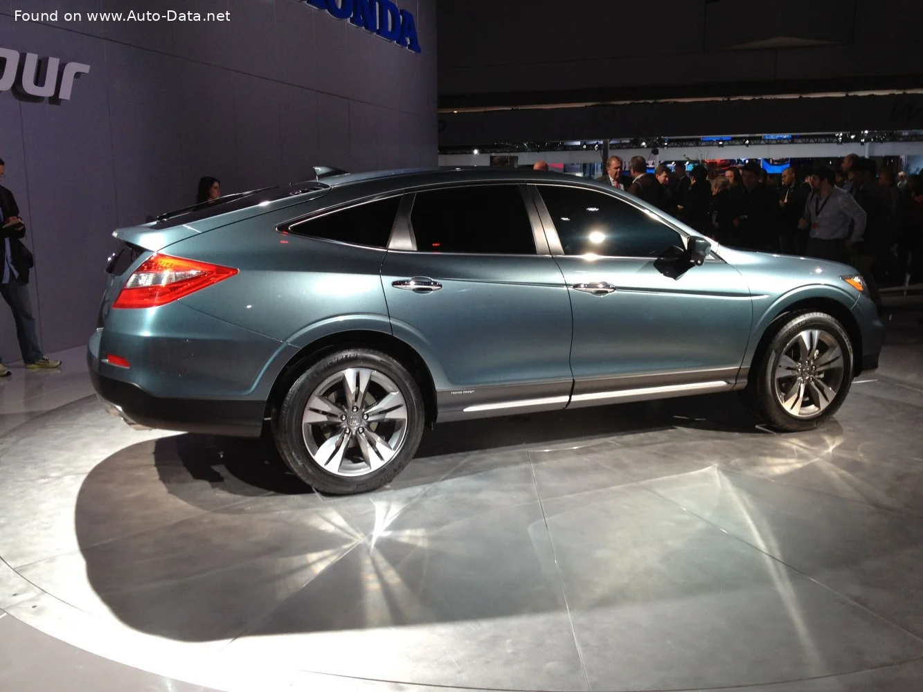 Honda Crosstour 2.4 i-VTEC (192 Hp) Automatic2012 - 2015 thumbnail 9