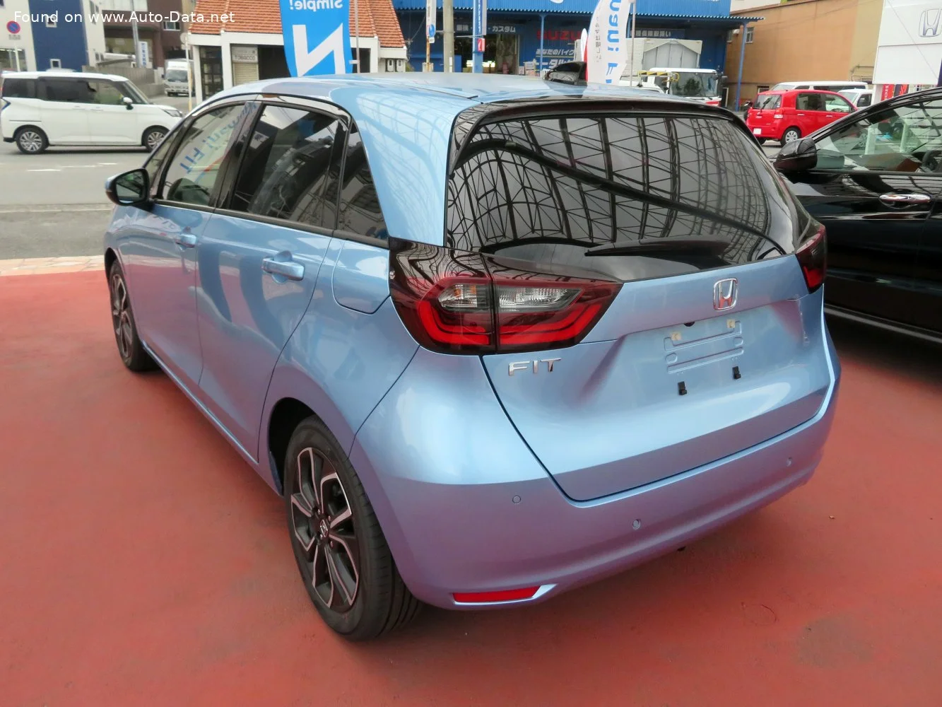 Honda FIT 1.3 (98 Hp) 4WD CVT2020 - thumbnail 4