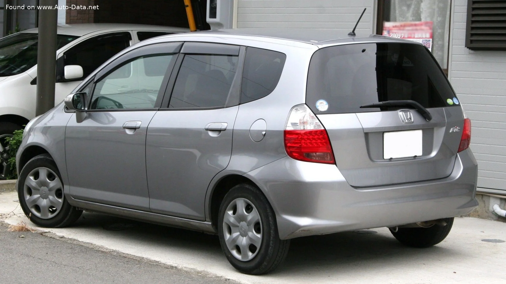 Honda FIT 1.3 i (86 Hp)2001 - 2007 thumbnail 6