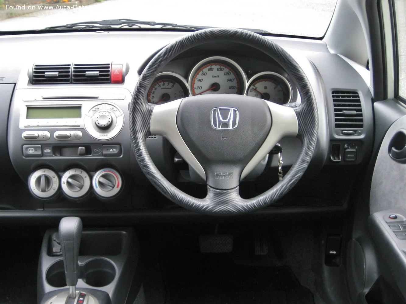 Honda FIT 1.3 i (86 Hp)2001 - 2007 thumbnail 7