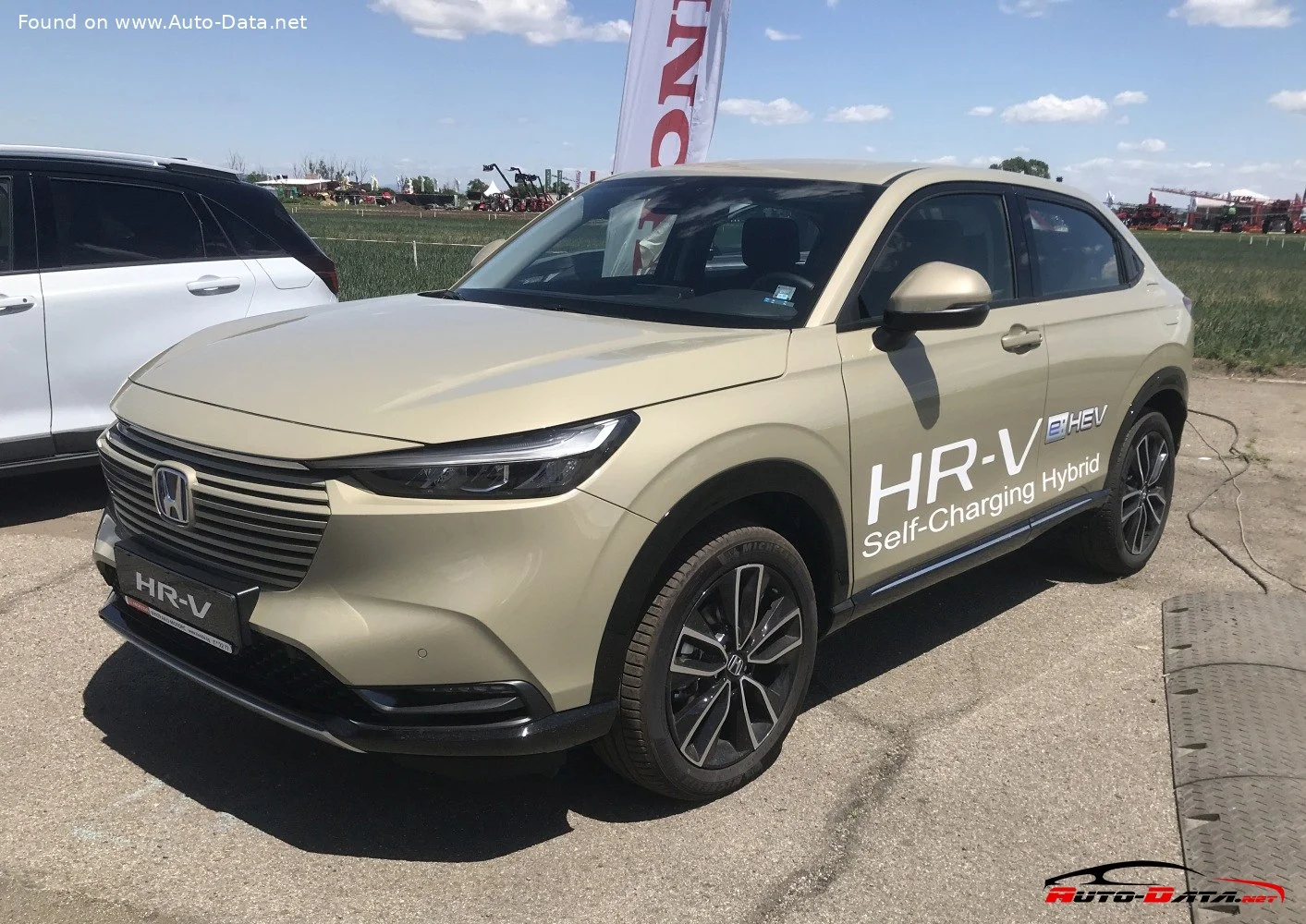 Honda HR-V 1.5 i-MMD (131 Hp) e:HEV e-CVT2021 - 2024 thumbnail 12
