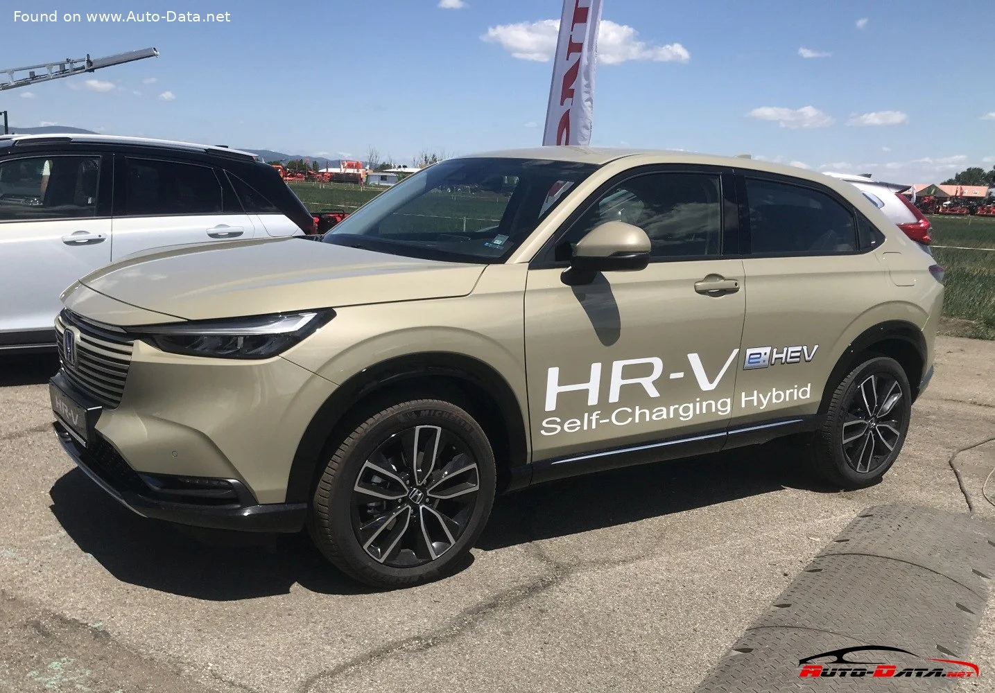 Honda HR-V 1.5 i-MMD (131 Hp) e:HEV e-CVT2021 - 2024 thumbnail 13