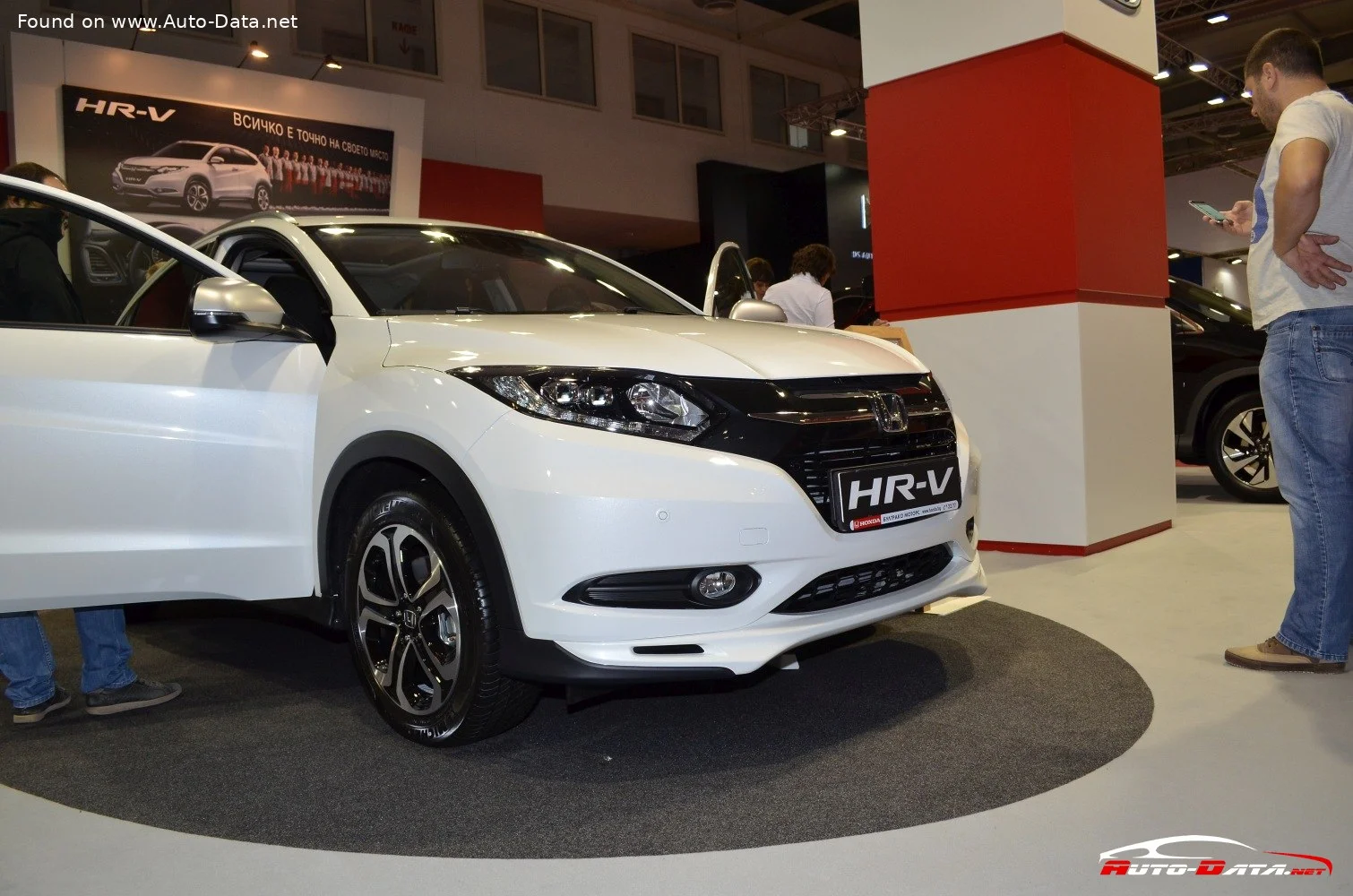 Honda HR-V 1.5 i-VTEC (130 Hp)2015 - 2018 thumbnail 13