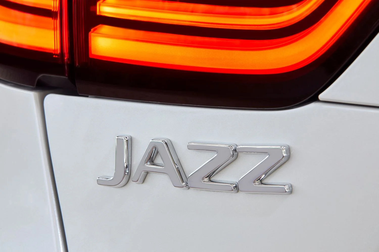 Honda Jazz 1.5 i-MMD (109 Hp) e:HEV e-CVT2020 - 2023 thumbnail 15