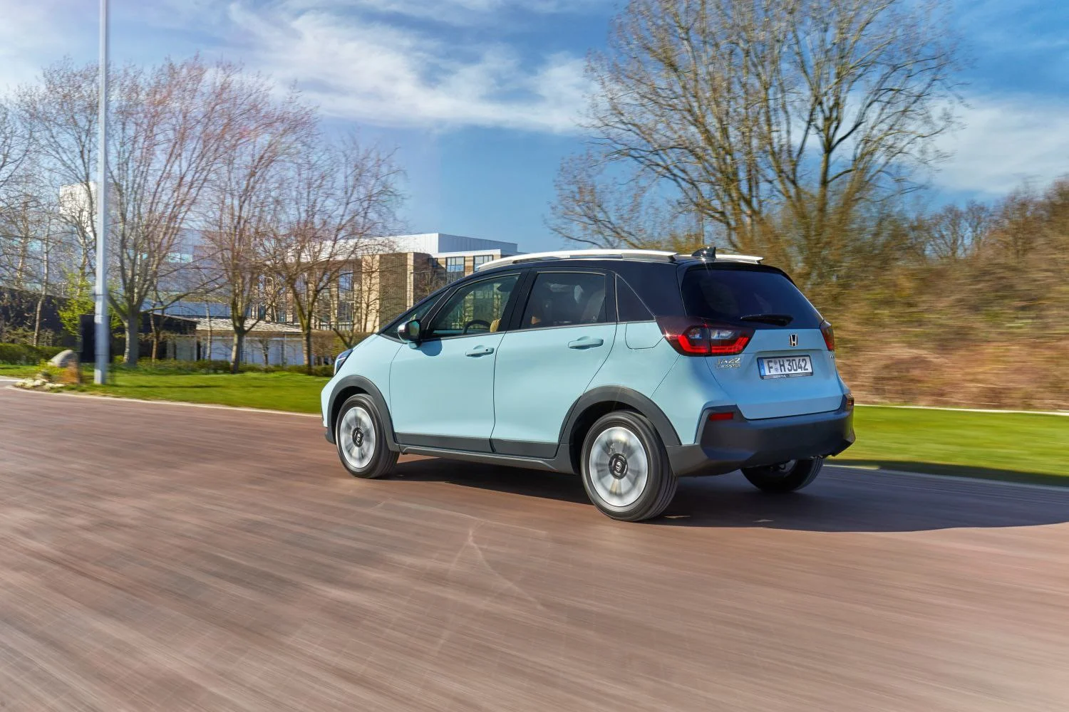Honda Jazz 1.5 i-MMD (109 Hp) e:HEV e-CVT2020 - 2023 thumbnail 4