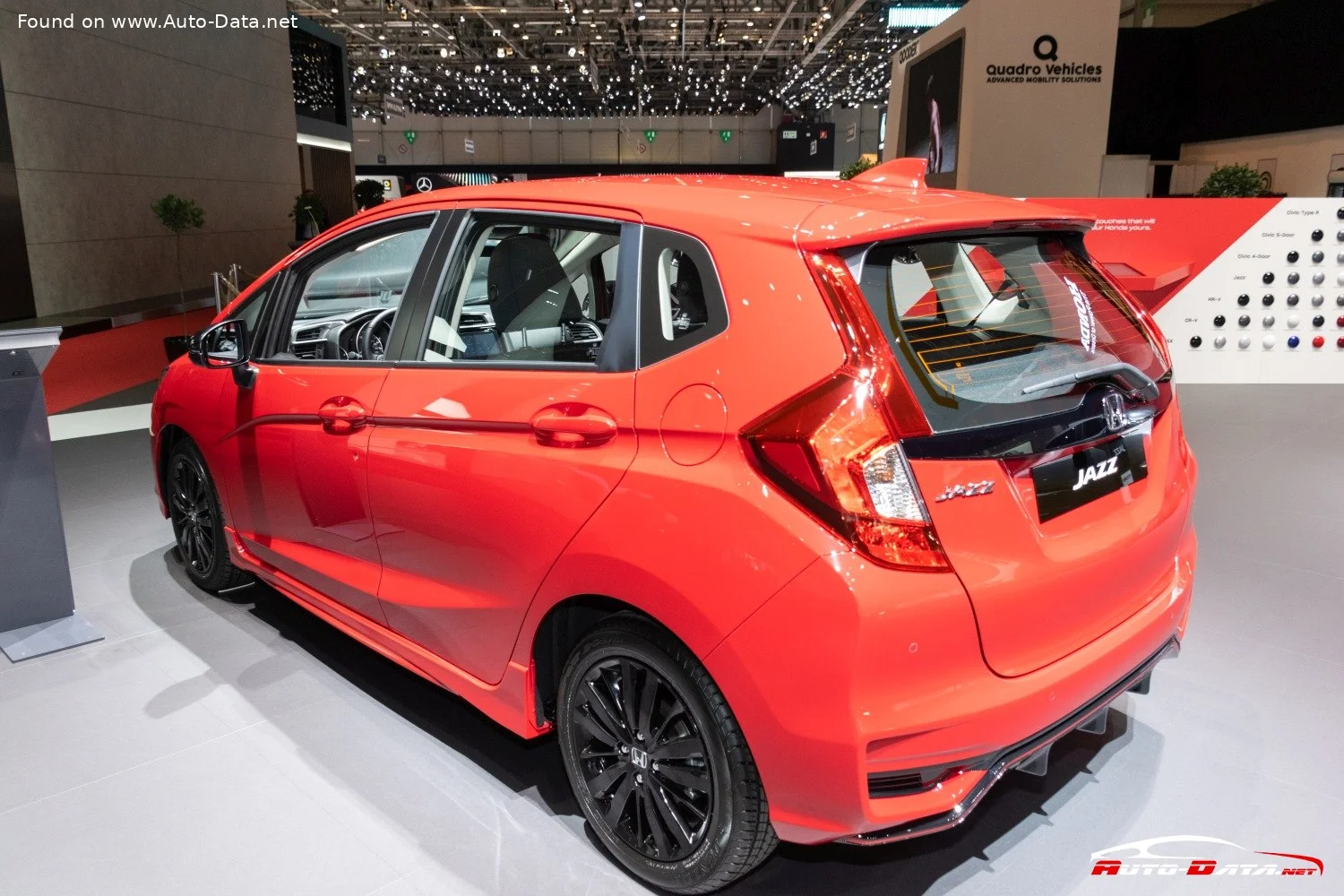 Honda Jazz 1.3 i-VTEC (102 Hp)2017 - 2020 thumbnail 15