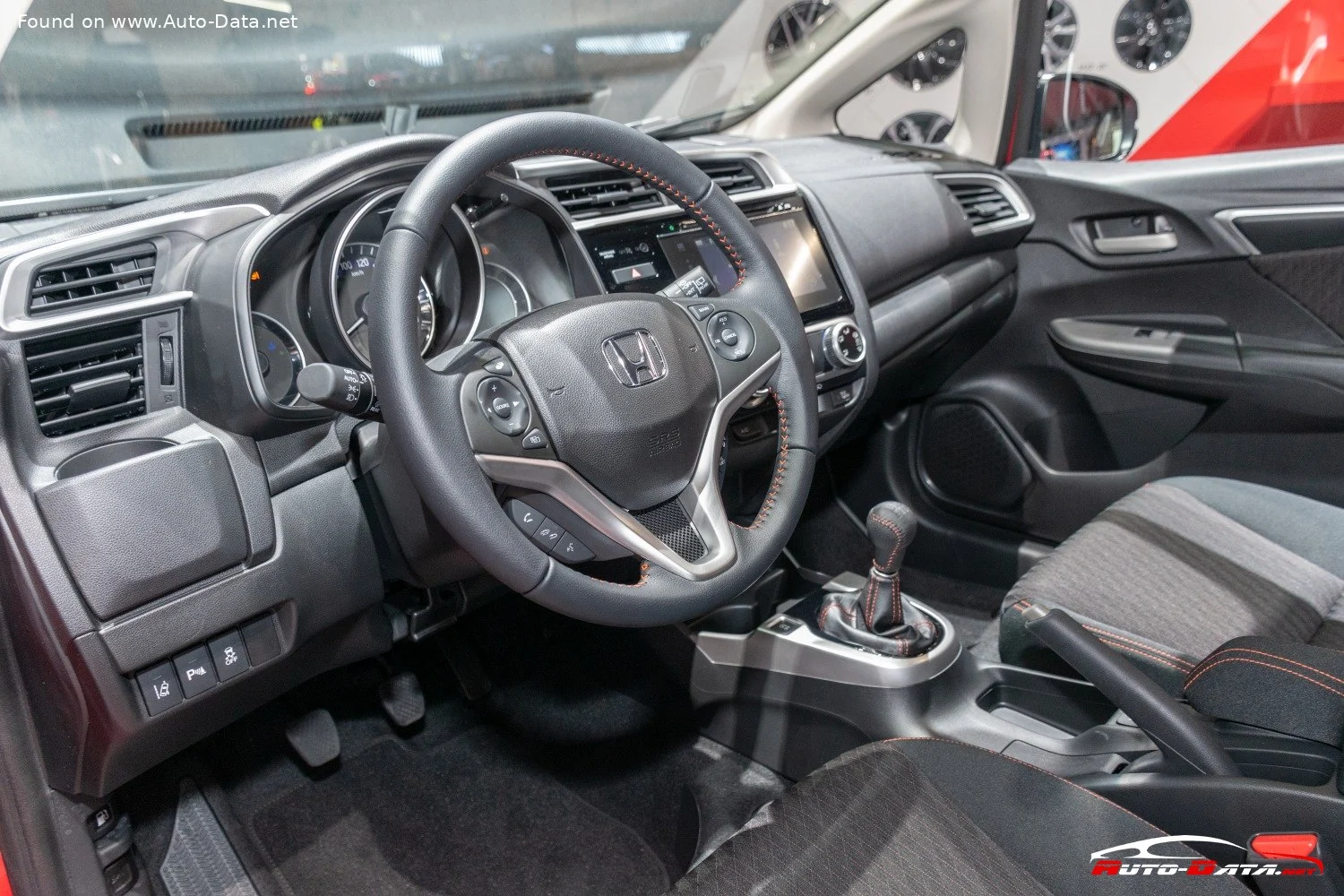 Honda Jazz 1.3 i-VTEC (102 Hp)2017 - 2020 thumbnail 17