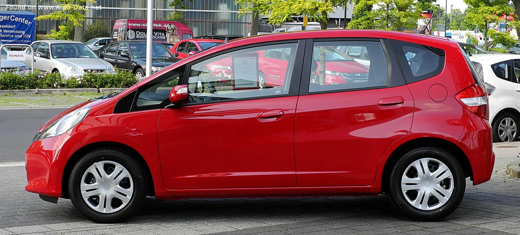 Honda Jazz 1.2 i-VTEC (90 Hp)2011 - 2015 thumbnail 2