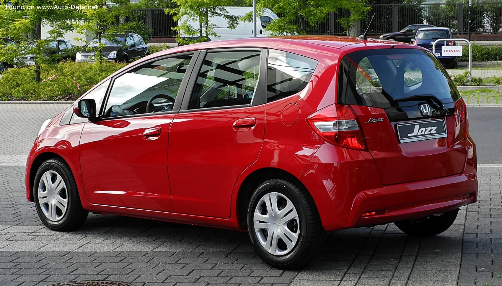 Honda Jazz 1.2 i-VTEC (90 Hp)2011 - 2015 thumbnail 3