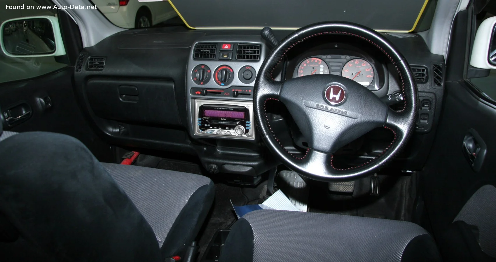 Honda Life 0.7 Dunk Ts 4WD (64 Hp)1998 - 2003 thumbnail 3