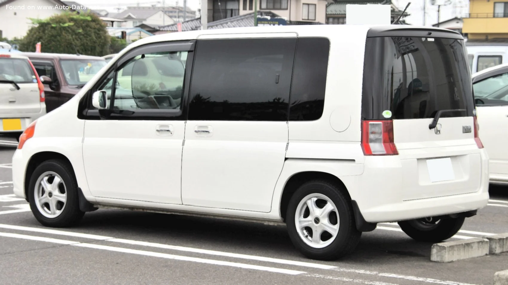 Honda Mobilio 1.5 i 16V (110 Hp)2003 - 2008 thumbnail 2