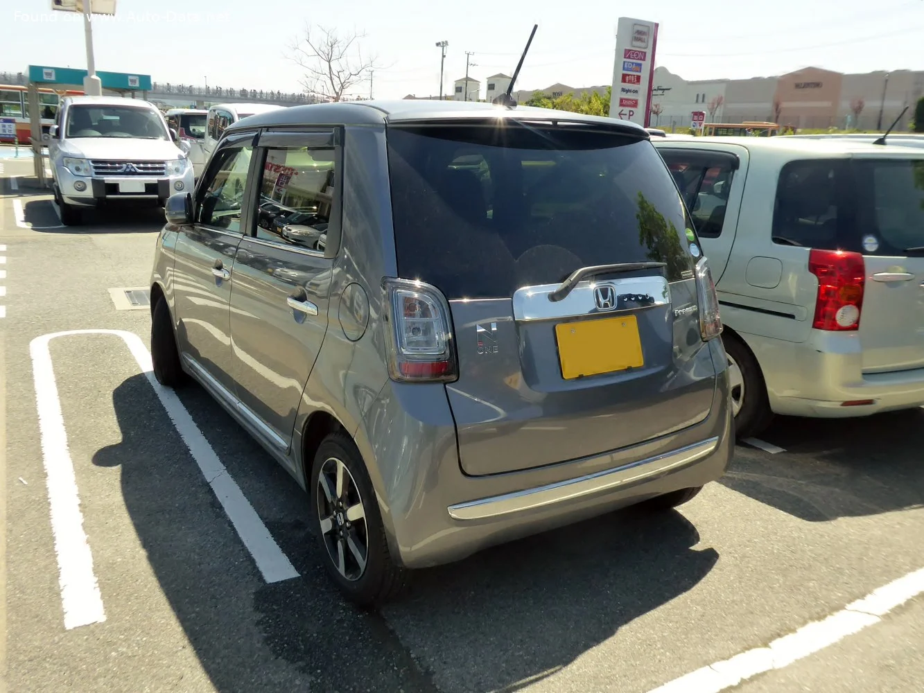 Honda N-One 0.7i (58 Hp) 4WD CVT2012 - 2020 thumbnail 16