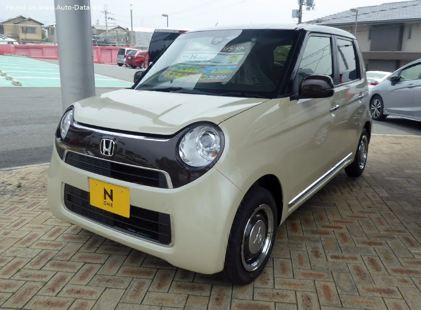 Honda N-One 0.7i (58 Hp) 4WD CVT2012 - 2020 thumbnail 17
