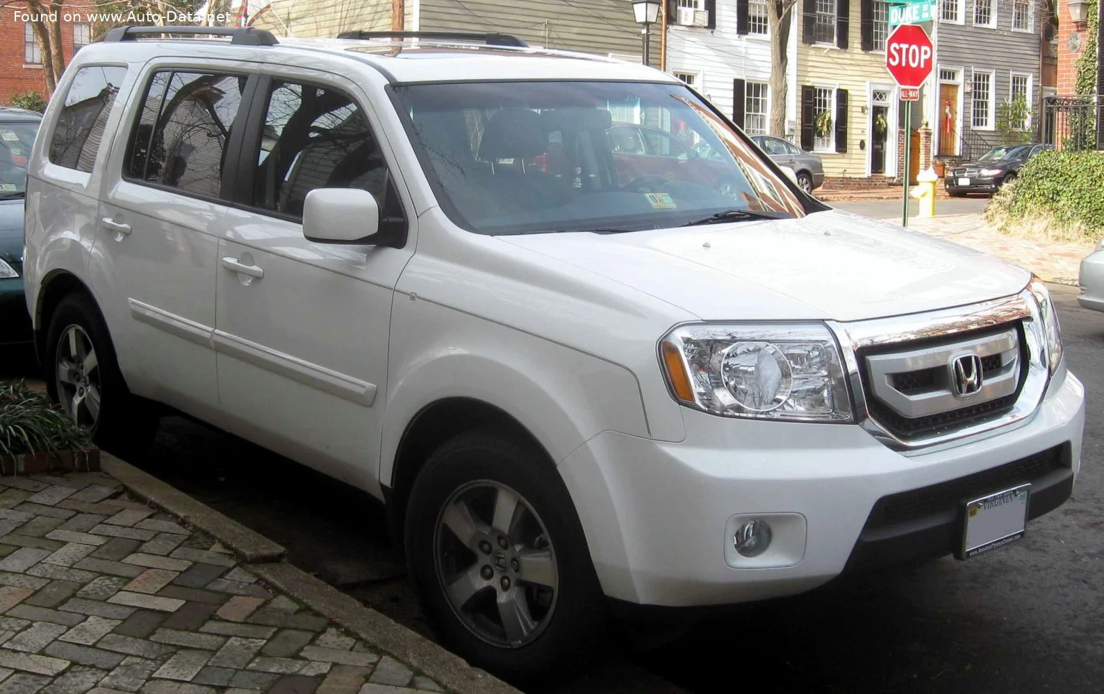 Honda Pilot 3.5 V6 (253 Hp) 4WD Automatic2008 - 2012 thumbnail 2