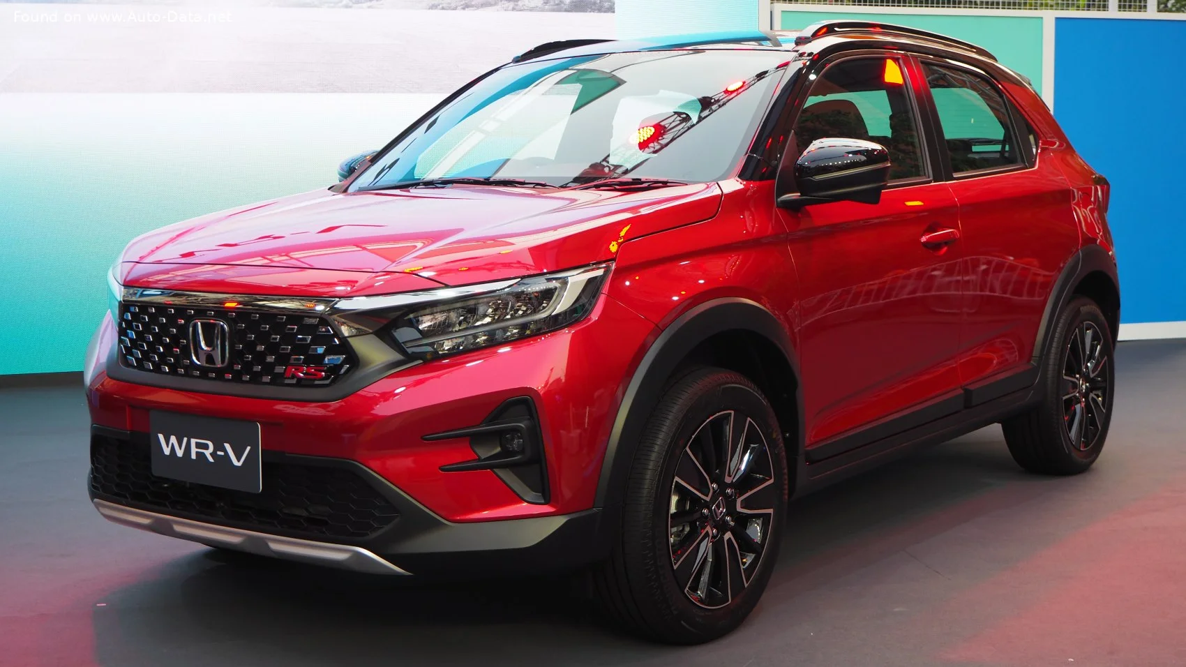 Honda WR-V 1.5 i-VTEC (121 Hp) CVT2022 - - 1