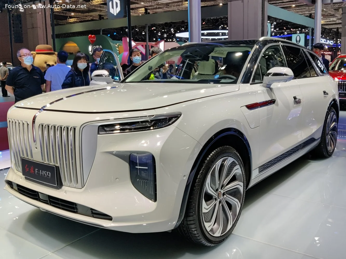 Hongqi E-HS9 84 kWh (435 Hp) AWD 7 Seat2020 - thumbnail 2