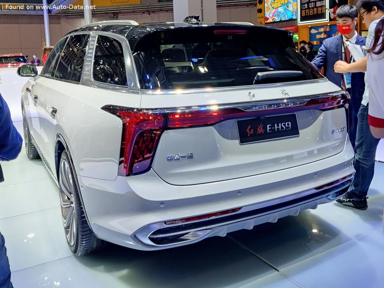 Hongqi E-HS9 84 kWh (435 Hp) AWD 7 Seat2020 - thumbnail 3