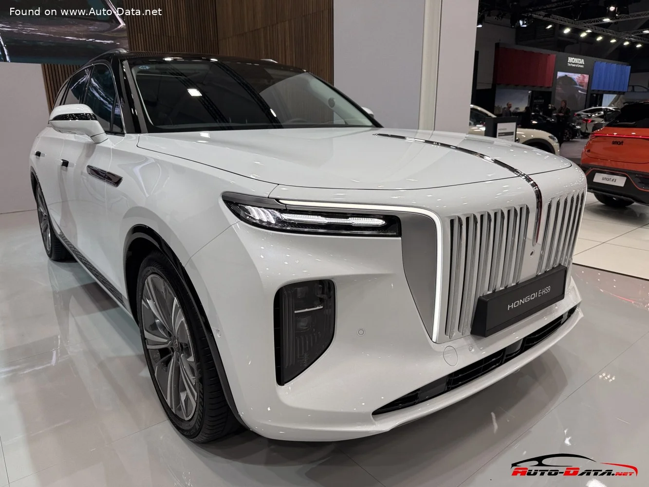 Hongqi E-HS9 84 kWh (435 Hp) AWD 7 Seat2020 - thumbnail 9