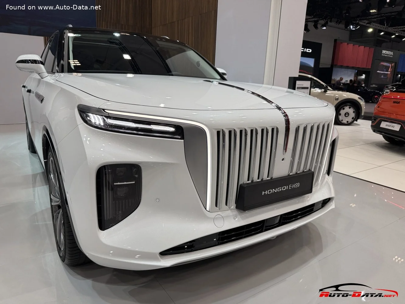 Hongqi E-HS9 84 kWh (435 Hp) AWD 7 Seat2020 - thumbnail 10