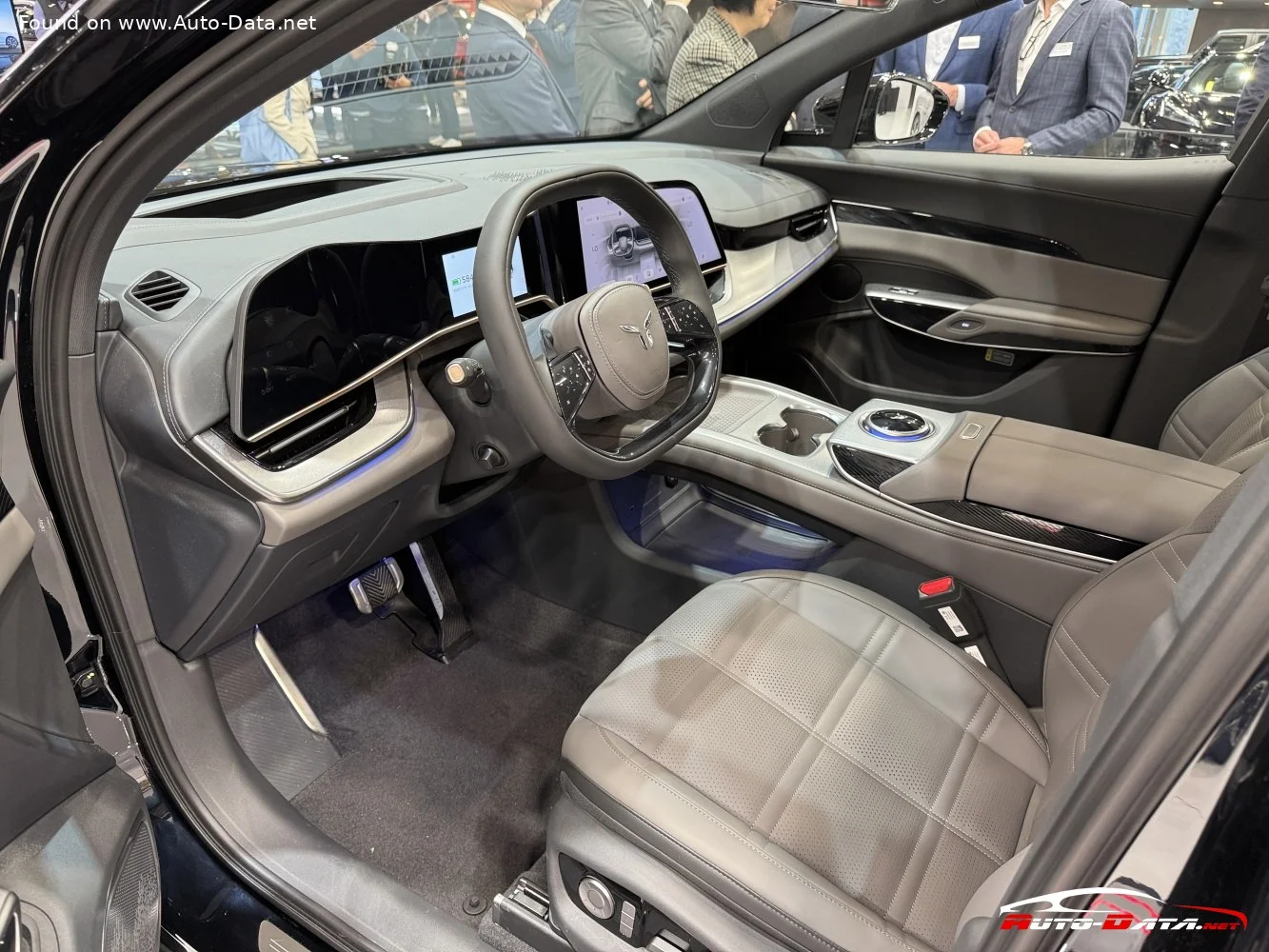 Hongqi EHS7 111 kWh (344 Hp)2024 - thumbnail 7