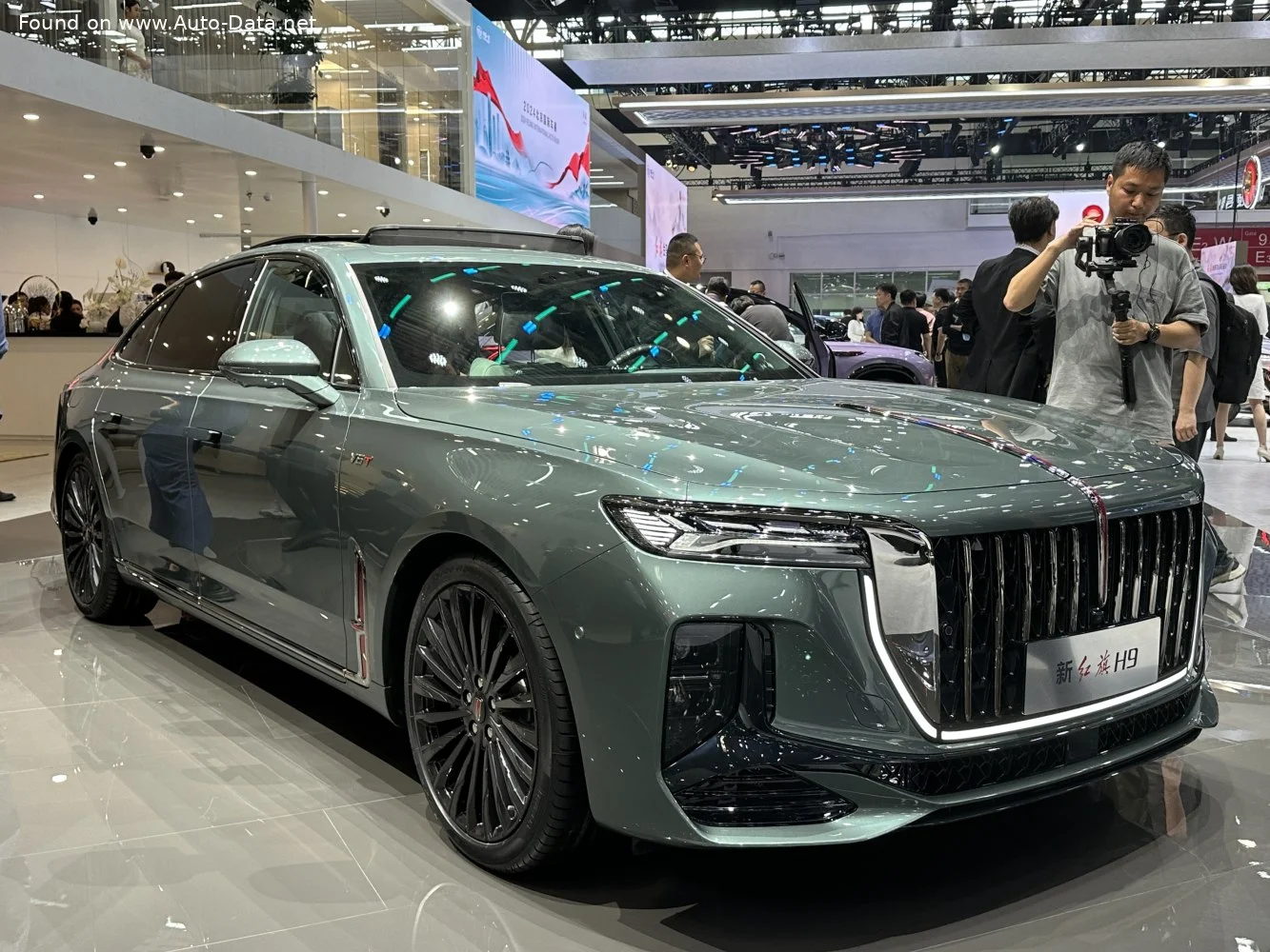 Hongqi H9 3.0T V6 (337 Hp) Automatic2024 - - 1