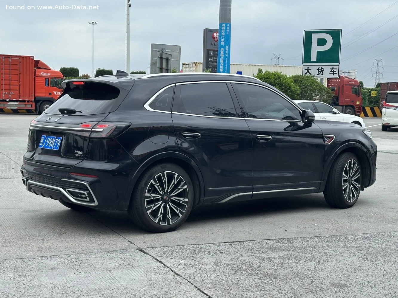Hongqi HS5 2.0T (252 Hp) 4WD Automatic2023 - thumbnail 11