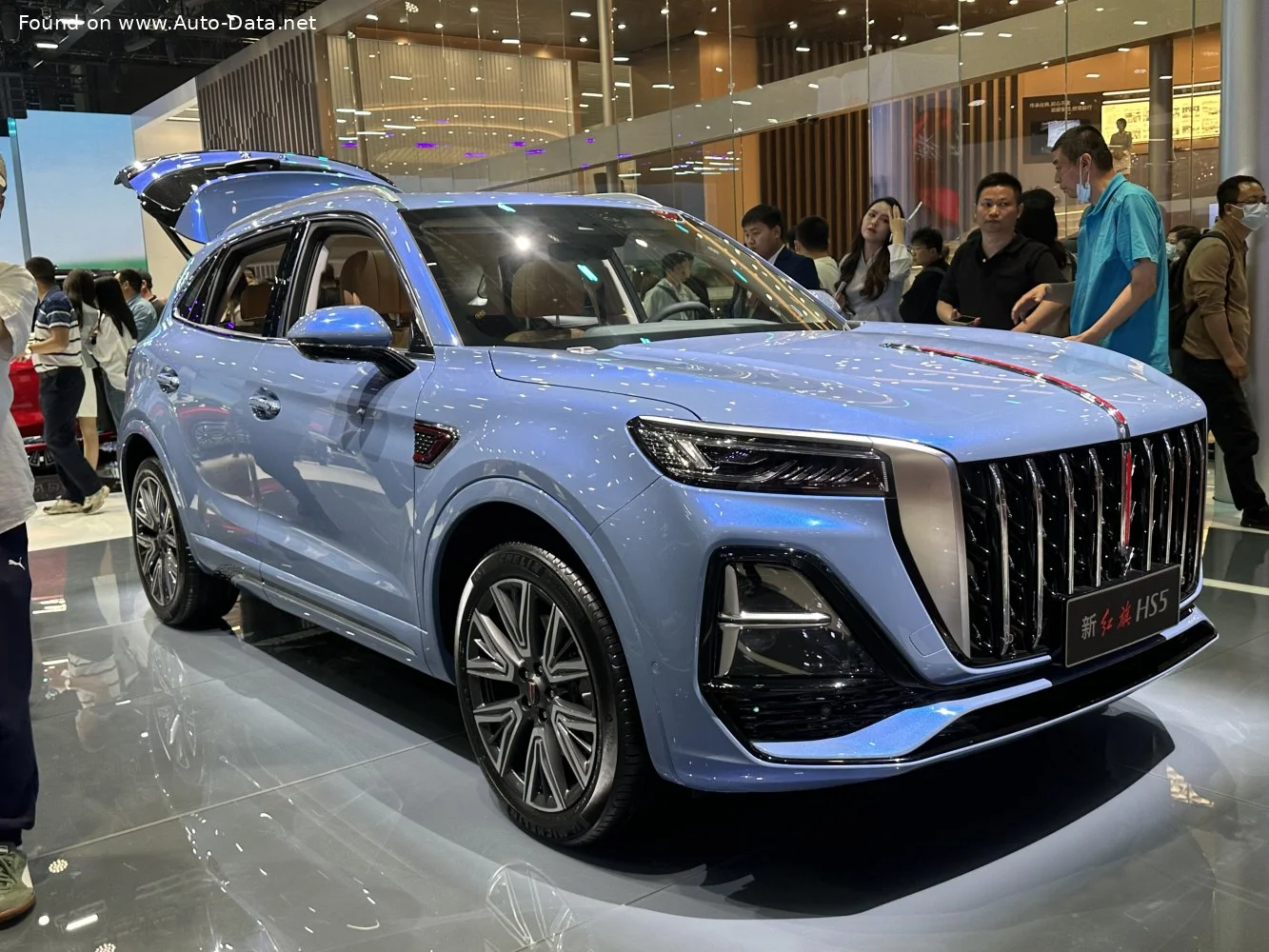 Hongqi HS5 2.0T (252 Hp) 4WD Automatic2023 - thumbnail 6