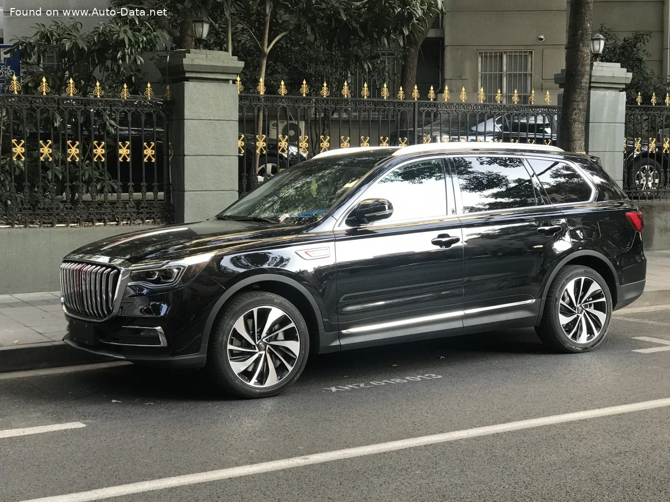 Hongqi HS7 3.0T V6 (337 Hp) 4WD Automatic2019 - 2023 thumbnail 3