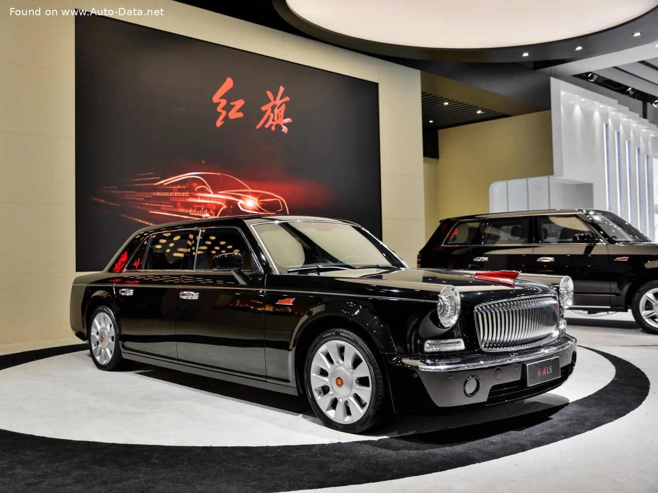 Hongqi L5 6.0 V12 (408 Hp) AWD Automatic2014 - - 1