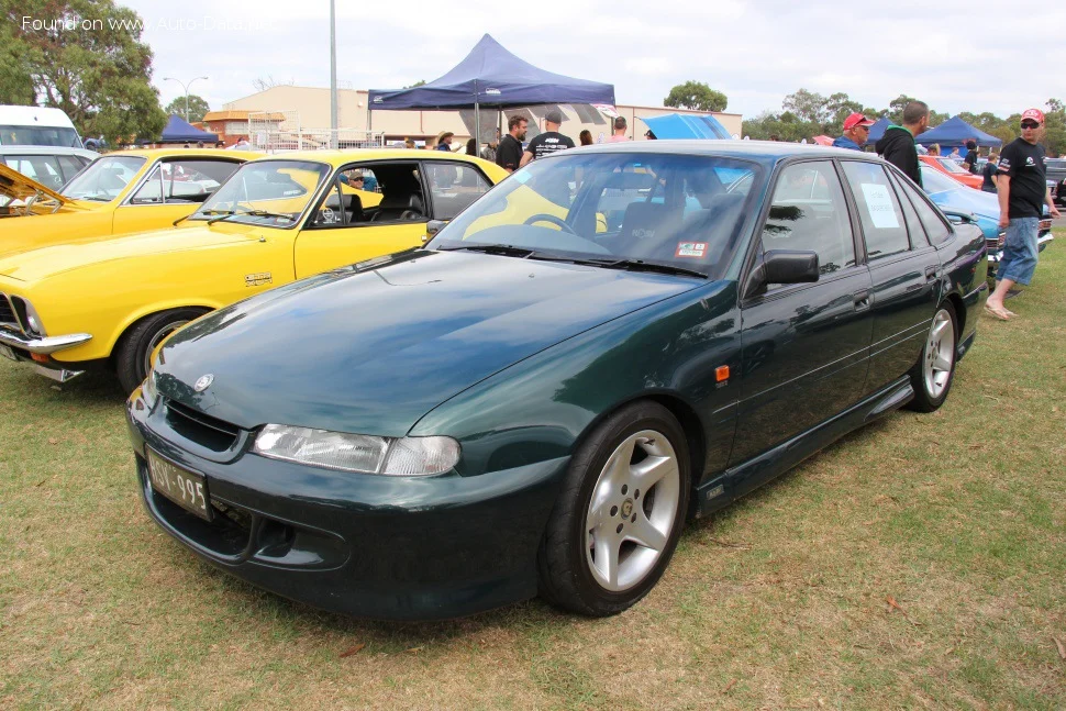 HSV Clubsport 185i V8 (252 Hp)1993 - 1997 thumbnail 8