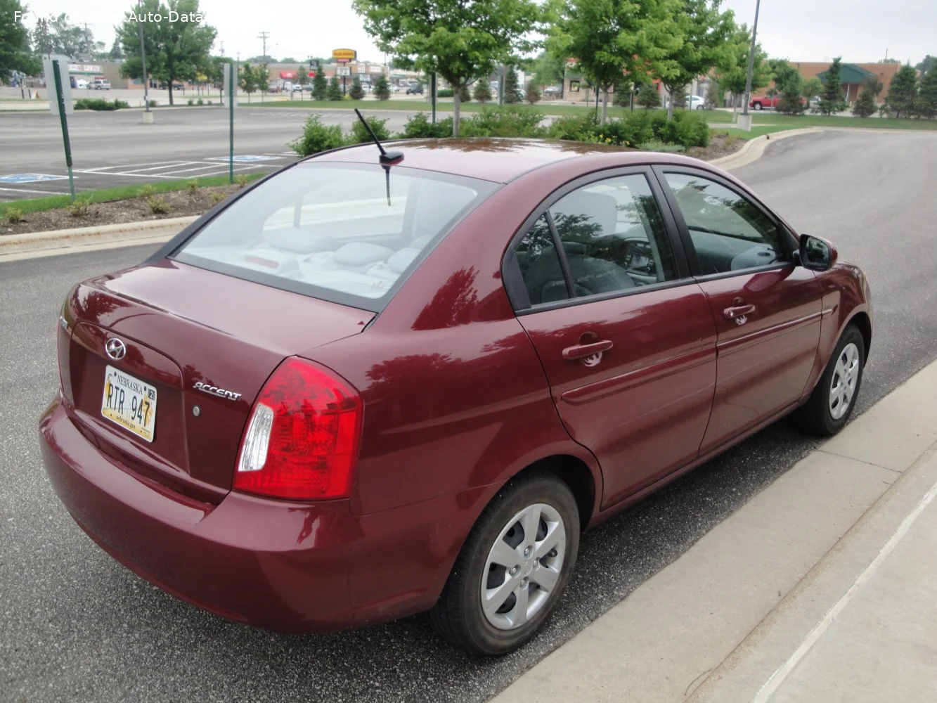 Hyundai Accent 1.4 (97 Hp) Automatic GL2006 - 2010 thumbnail 4
