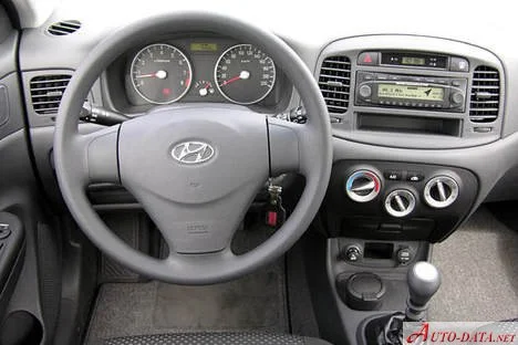 Hyundai Accent 1.4 (97 Hp) Automatic GL2006 - 2010 thumbnail 8