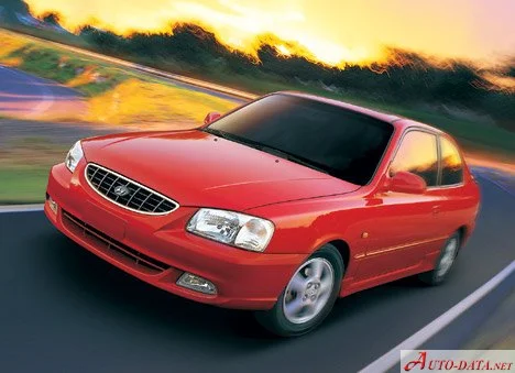 Hyundai Accent 1.3 i 12V (75 Hp)2000 - 2003 thumbnail 7