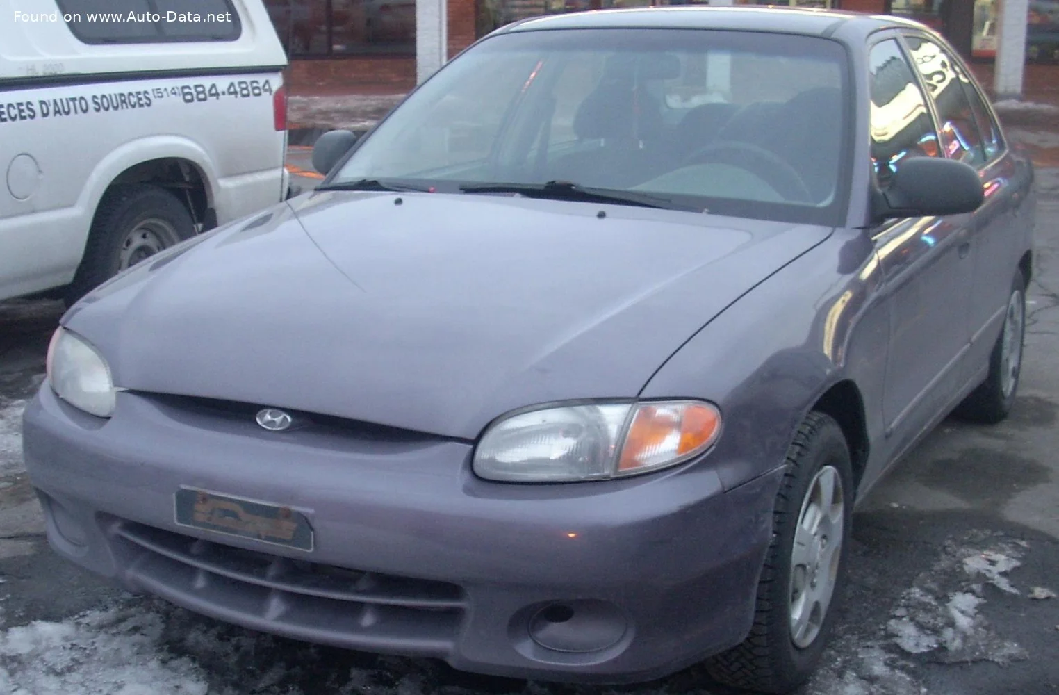 Hyundai Accent 1.3 i GLS (60 Hp)1995 - 1999 - 1