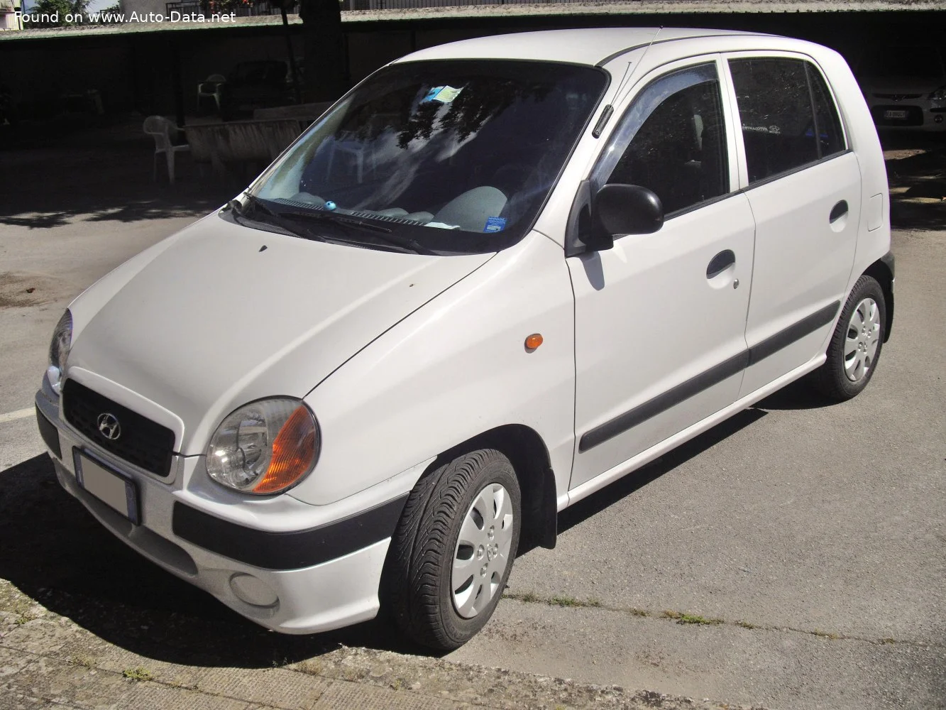 Hyundai Atos 1.0 i (56 Hp)1999 - 2001 thumbnail 2