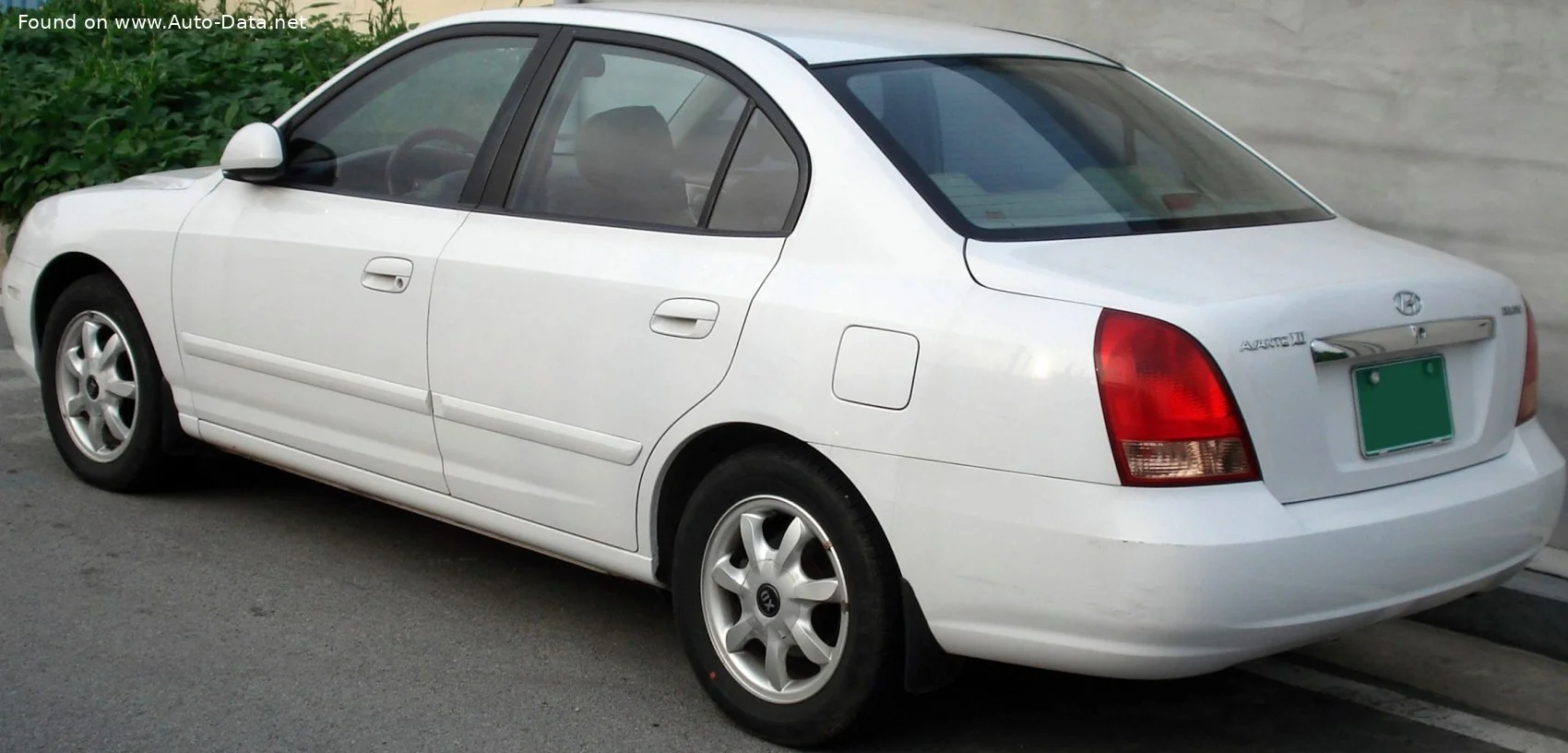 Hyundai Avante 1.5 (89 Hp)1999 - 2003 thumbnail 2